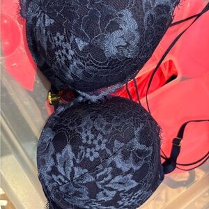 NWT 32D bra